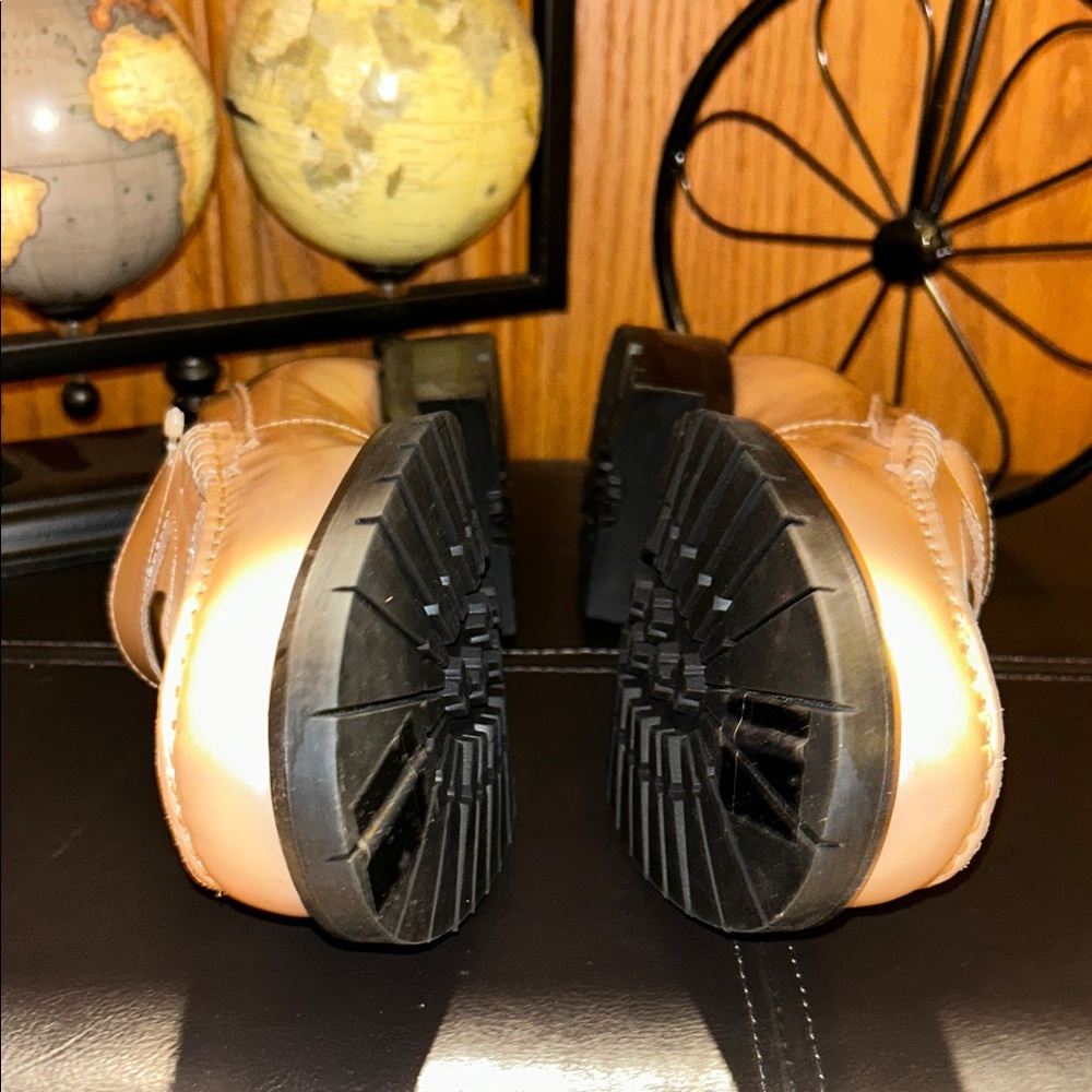 Free People Tan Leather Loafers - Picture 14 of 17